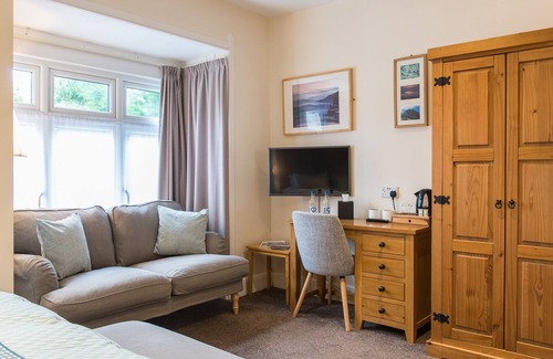 Porthmadog House | Tudor Lodge