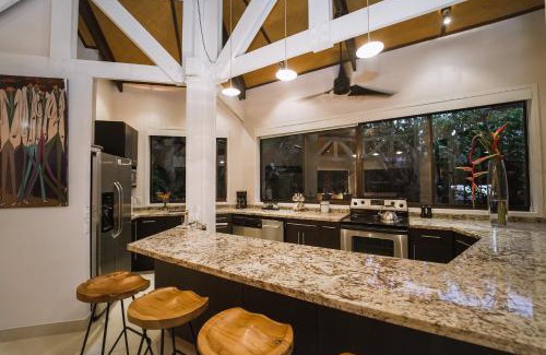 Manuel Antonio Resort | Tulemar Resort