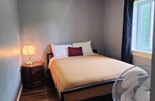 Woodstock Hotel | Tulip Motel