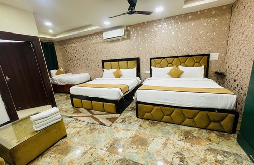 Vrindavan Hotel | Tulsi Garden - Near Prem Mandir Vrindavan