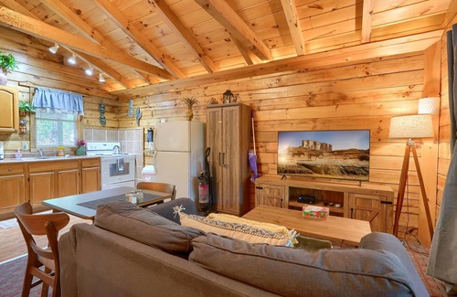 South Bloomingville Cabin | Tumbleweed: Pet friendly + private couples cabin w/hot tub in Hocking Hills