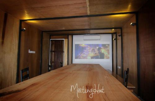 Ipoh House | Tung's Tropika - With a Wooden Hut by a Lake