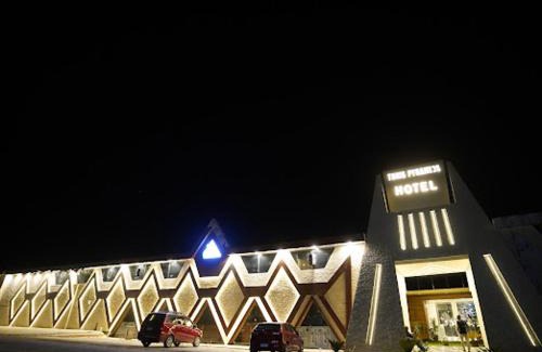 Tunis Village Hotel | Tunis Pyramids Hotel - فندق اهرامات تونس