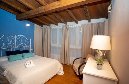 Magdalena Apartment | Turistiqa - Ferrol - Triplex Centro