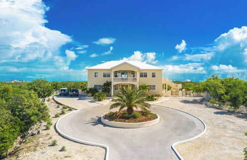 Juba Sound House | Turquoise Dream Villa where you will find real Peace & Tranquility