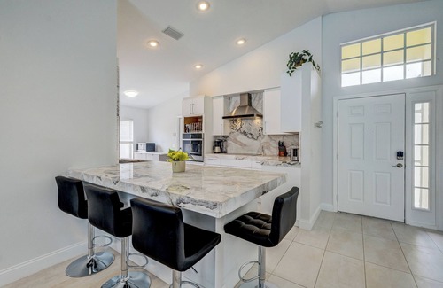 Sabal Harbour House | ⚓Turtle Bay Cottage! Cozy home w/private pool! Water view!⚓