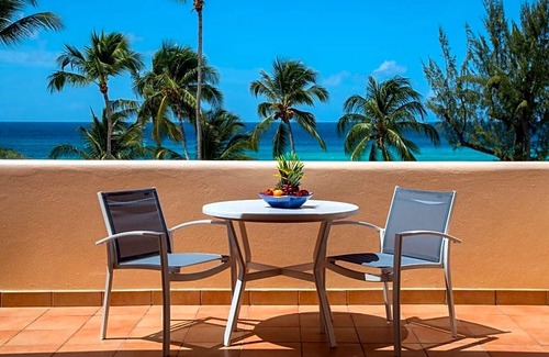 Maxwell Hotel | Turtle Beach by Elegant Hotels All Suite - All Inclusive