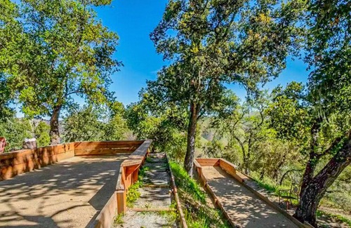 Carmel Valley House | Tuscan-style Retreat In The Country With 360 Views