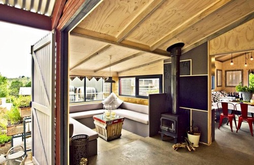 Merricks North Cabin | Tussie Mussie Vineyard Retreat Lodge