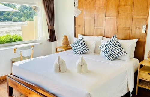 Ko Lanta Hotel | Twin Bay Resort