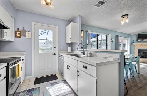 Dolphin's Cove House | Twin Palms Beach House - Pool Hottub Game Room