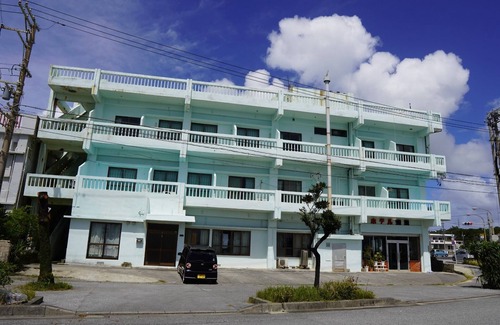 Ishikawa House | Twin room Hotel Shiosai /Uruma Okinawa