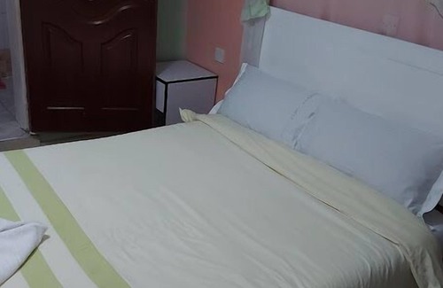 Naivasha Hotel | Twin Spot Guest House Naivasha