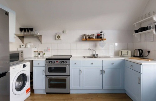 West Wittering Apartment | Two-bed beachside apartment, West Wittering