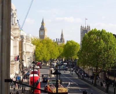 London City Centre Apartment | Two-Bed City Centre flat 100m from Trafalgar sqr