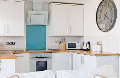 East Wittering Apartment | Two Bed Seafront Escape in East Wittering
