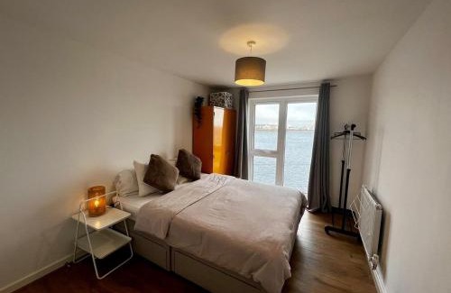 Barry Apartment | Two bedroom apartment in Barry-close to beach