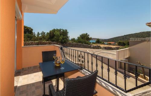 Sevid Apartment | Two-Bedroom Apartment In Sevid