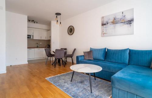 Tomicici Apartment | Two Bedroom Apartment - Mountain View - Porto Montenegro