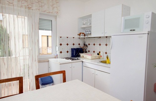 Klanfari Apartment | Two bedroom apartment with balcony and sea view Dramalj, Crikvenica (A-5519-a)