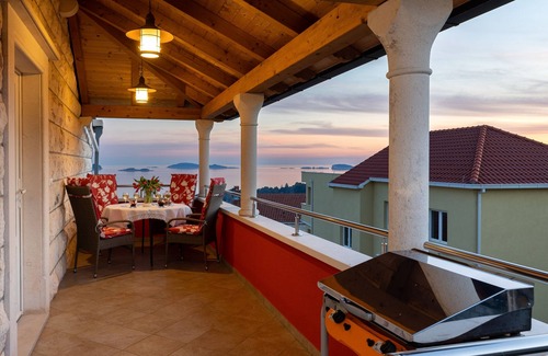 Brasina Apartment | Two bedroom apartment with terrace and sea view Mlini, Dubrovnik (A-8566-b)