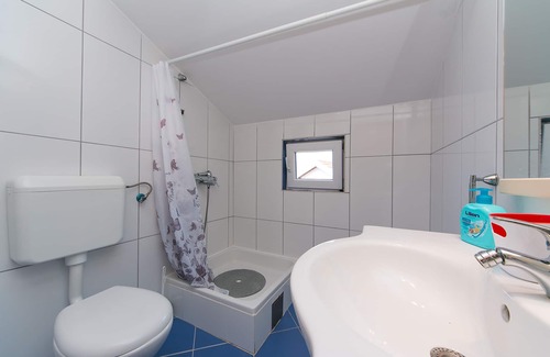 Podaca Apartment | Two bedroom apartment with balcony and sea view Podaca, Makarska (A-11748-b)
