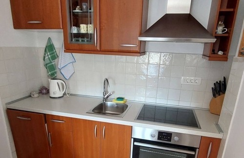 Cres Apartment | Two bedroom apartment with air-conditioning Cres (A-21116-a)