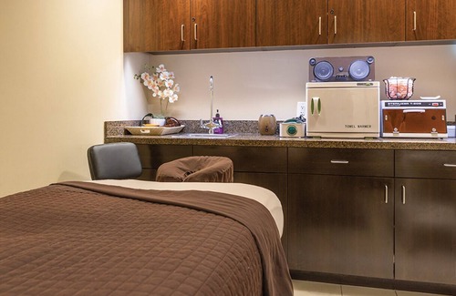 Newport Coast Hotel | Two bedroom condo at luxurious Marriott Newport Coast! All amenities included.