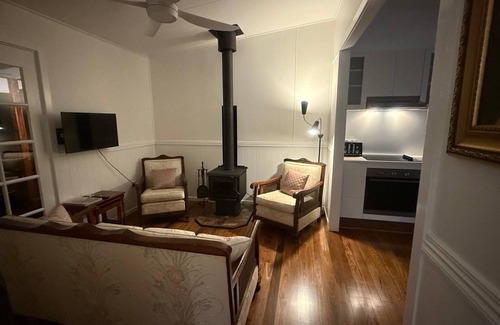 Wyberba Ski Chalet | Two bedroom Cottage max. 4 guests