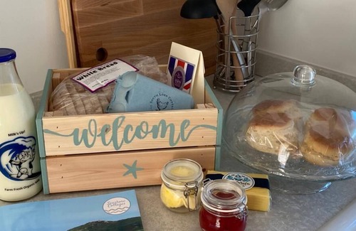 Braunton House | Two Bedroom Cottage - Saunton - HEATED SWIMMING POOL