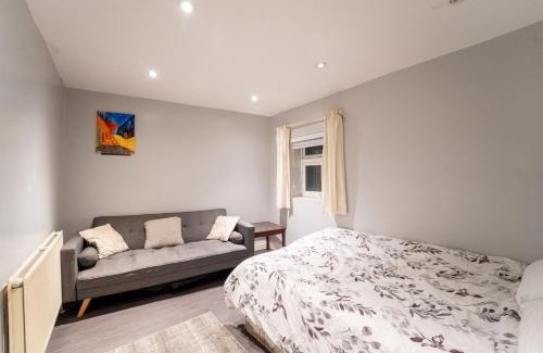 New Cross Apartment | Two Bedroom Deluxe London Apartment