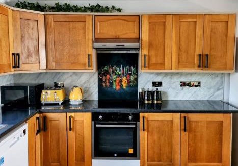 Tooting House | Two Bedroom Family House in London Colliers Wood