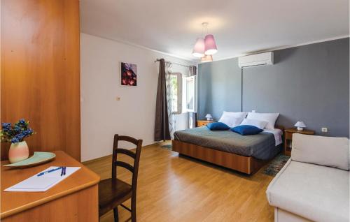Oslje House | Two-Bedroom Holiday Home In Oslje
