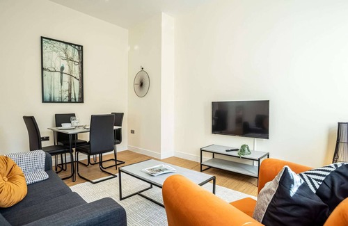 Ipswich Apartment | Two Bedroom Ipswich Luxury Retreat Self Check-in