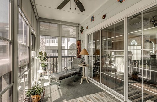 Central Myrtle Beach Condo | Two bedroom Luxury Suite with pool for price of a hotel room