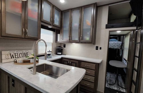 River Ranch Cottage | Two Bedroom On-site RV Rental at River Ranch! 407