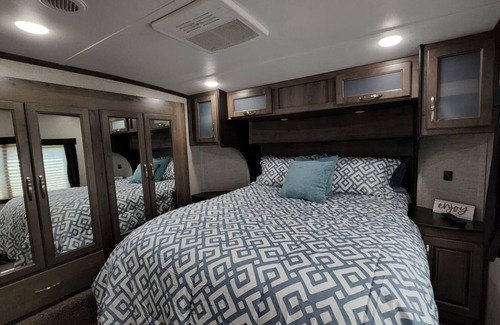 River Ranch Cottage | Two Bedroom On-site RV Rental at River Ranch! 407