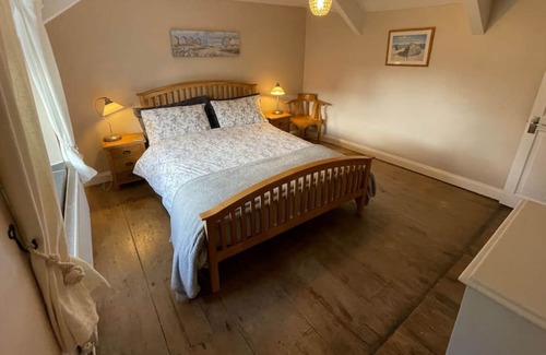 Delabole House | Two bedroom Rock Cottage, Delabole Sleeps 4+2