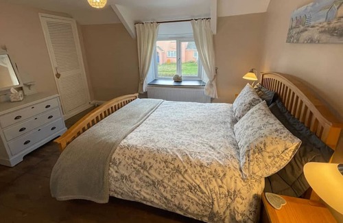 Delabole House | Two bedroom Rock Cottage, Delabole Sleeps 4+2