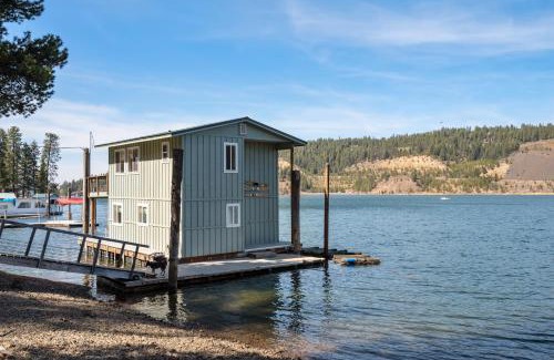 Coeur d'Alene House | Two Lakefront Homes - Main Home & Private Floating Home