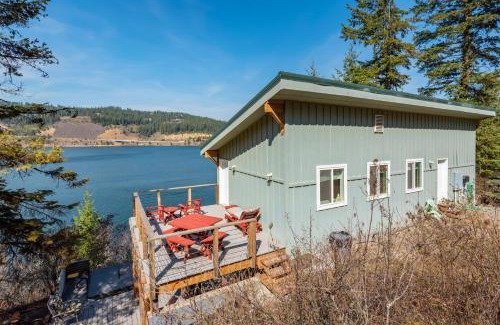 Coeur d'Alene House | Two Lakefront Homes - Main Home & Private Floating Home