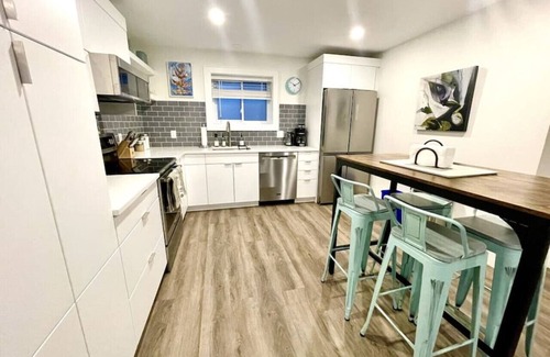Meaford Apartment | Two Private Pet Friendly Suites at Hills Meaford