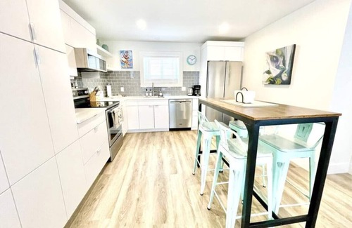 Meaford Apartment | Two Private Pet Friendly Suites at Hills Meaford