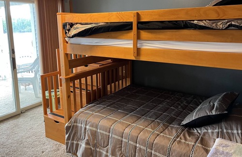 Wabasha Condo | Two story condo w/ boat slip; shot walk to downtown