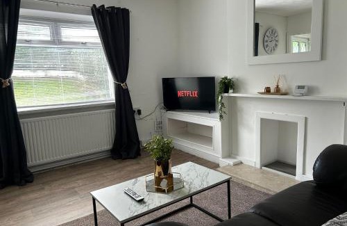 Townhill Apartment | Ty Abertawe