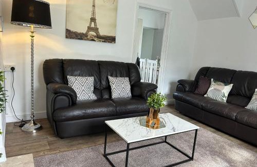 Townhill Apartment | Ty Abertawe