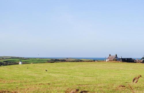 Ty Croes House | Ty ar Ben Bryn