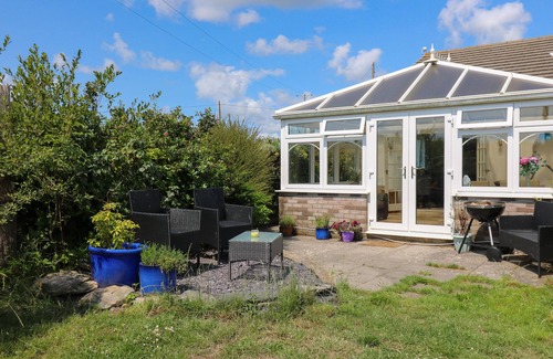 Llangynin Cottage | Ty Cariad