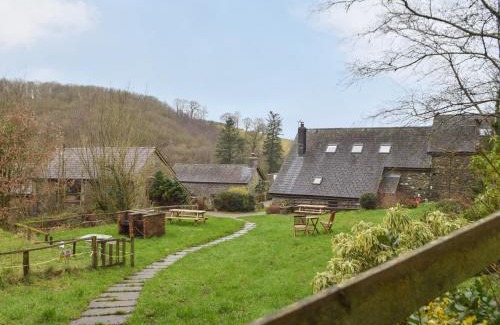 Llanybydder House | Ty Ceffylau - Uk46190