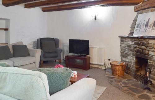 Llanybydder House | Ty Ceffylau - Uk46190